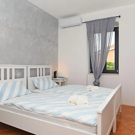 Nina By Interhome Сasa de vacaciones