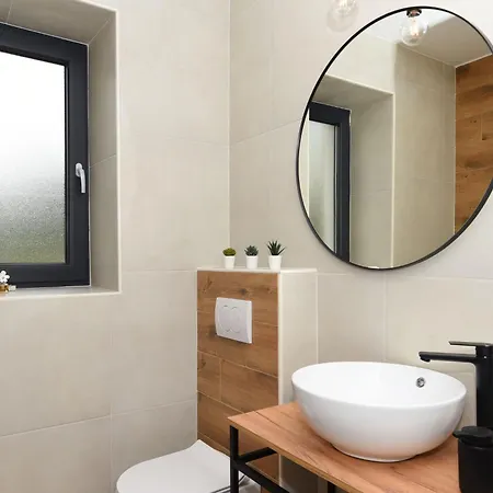 Nina By Interhome Сasa de vacaciones Nedeščina